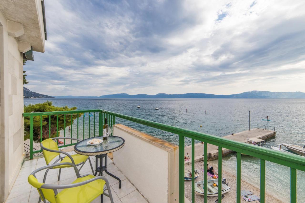 Hotel Riva Brist Esterno foto