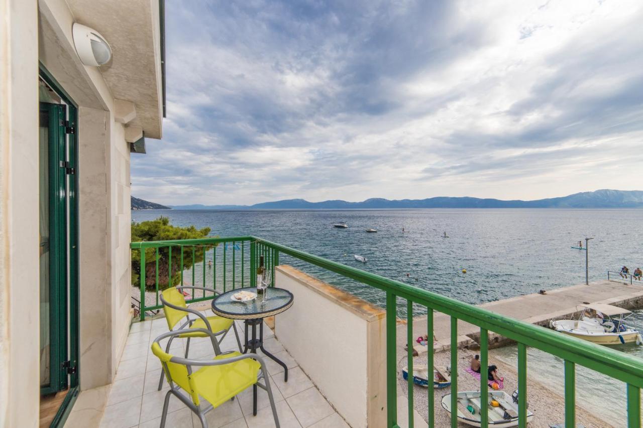 Hotel Riva Brist Esterno foto